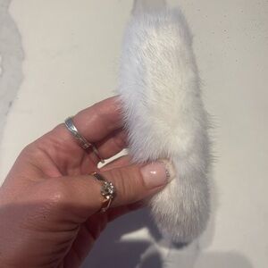 Luxurious Gorgeous Real Mink Fur Hair Band – White Color
Beautiful • Soft • New